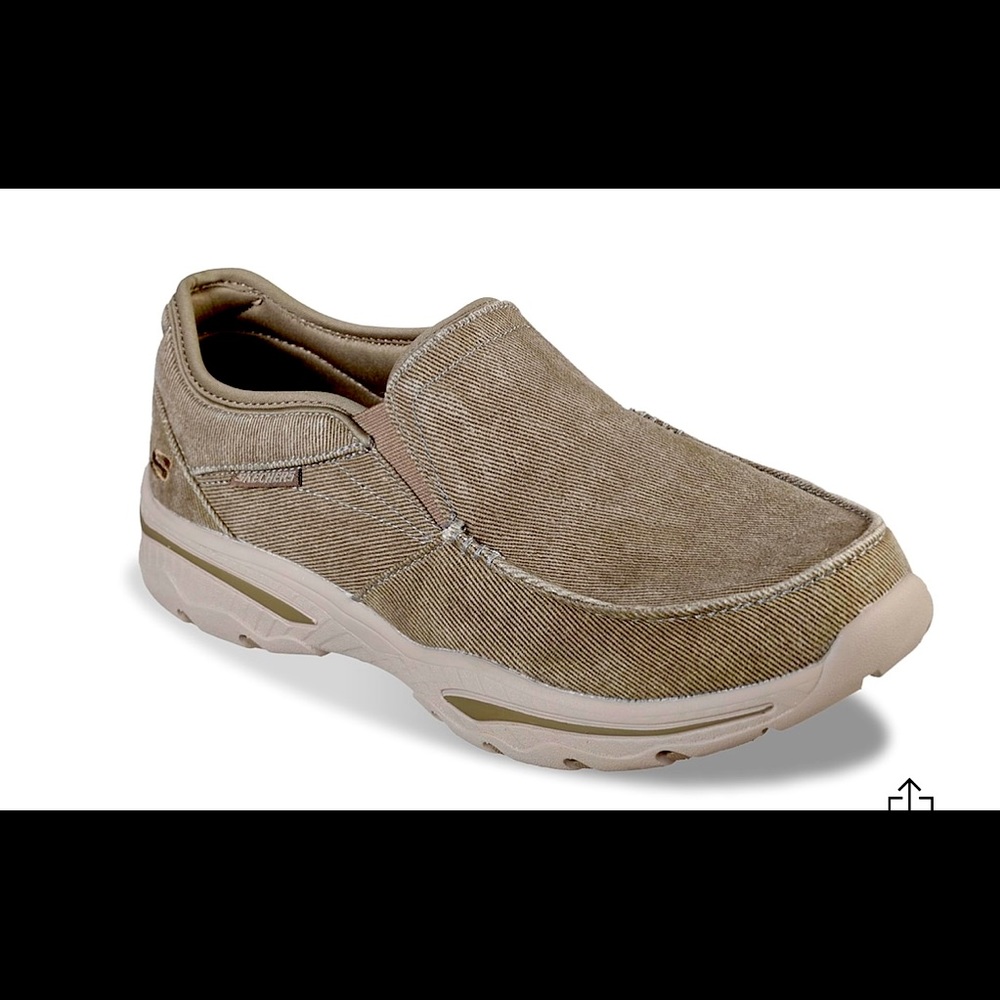 Skechers moseco slip ons size 11 1/2 wide